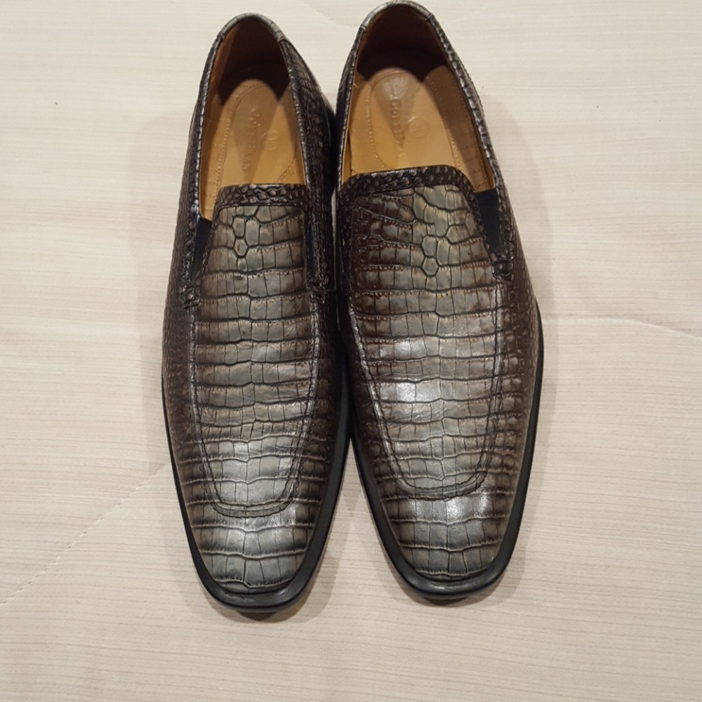 Men slipon Cole haan 10.5 M